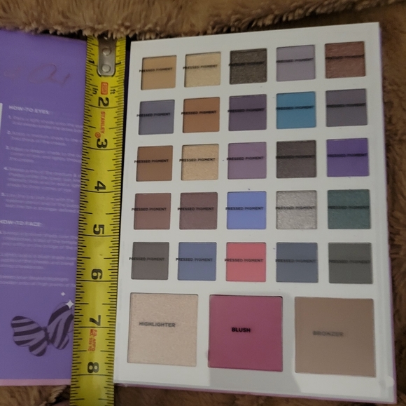 Profusion Beauty Book Eye and Face NIB - Picture 3 of 4